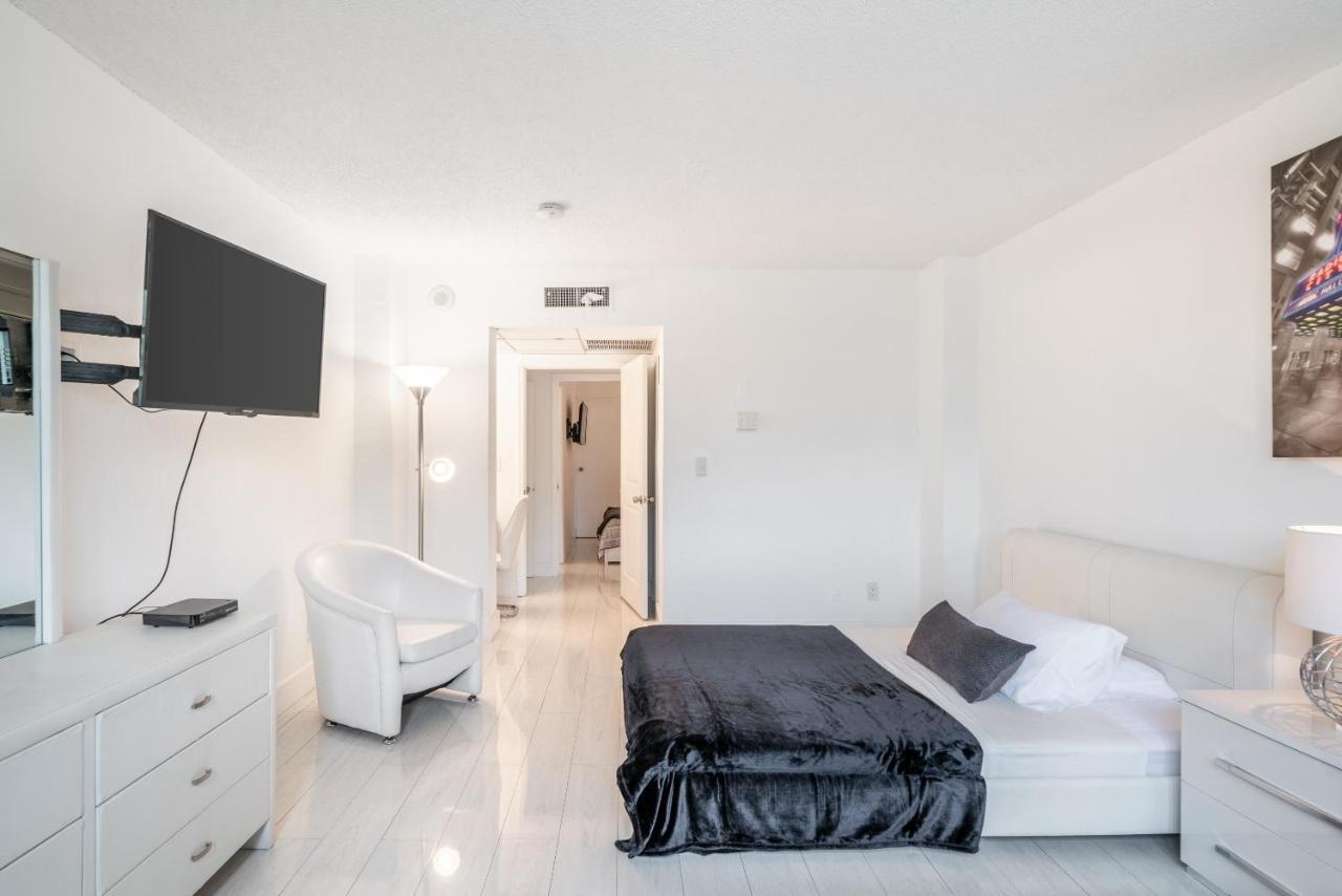 Luxury Miami Condos ไมอามีบีช ภายนอก รูปภาพ