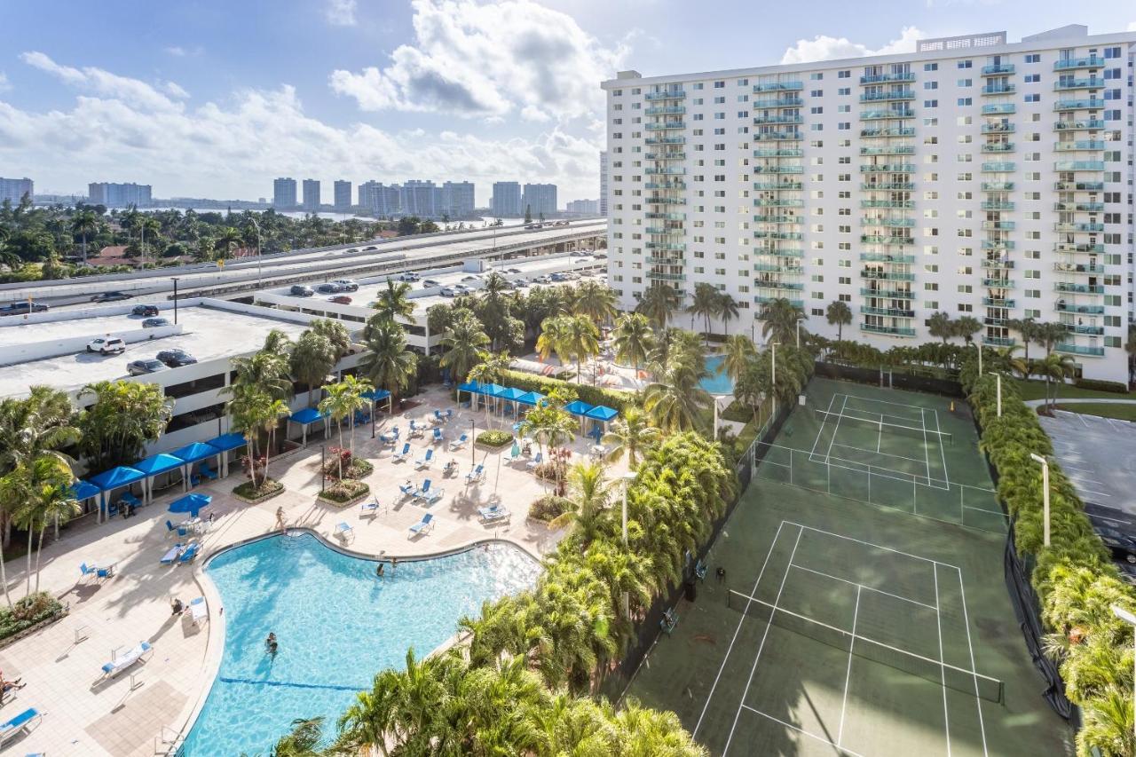 Luxury Miami Condos ไมอามีบีช ภายนอก รูปภาพ
