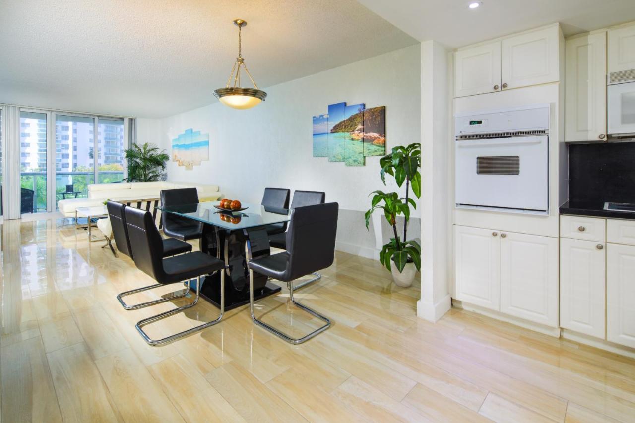 Luxury Miami Condos ไมอามีบีช ภายนอก รูปภาพ